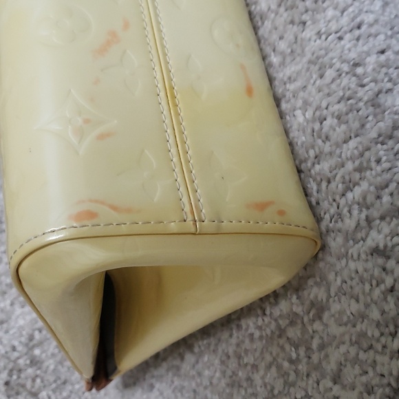 Louis Vuitton Yellow Vernis Roxbury 2 way Authentic - Picture 7 of 13